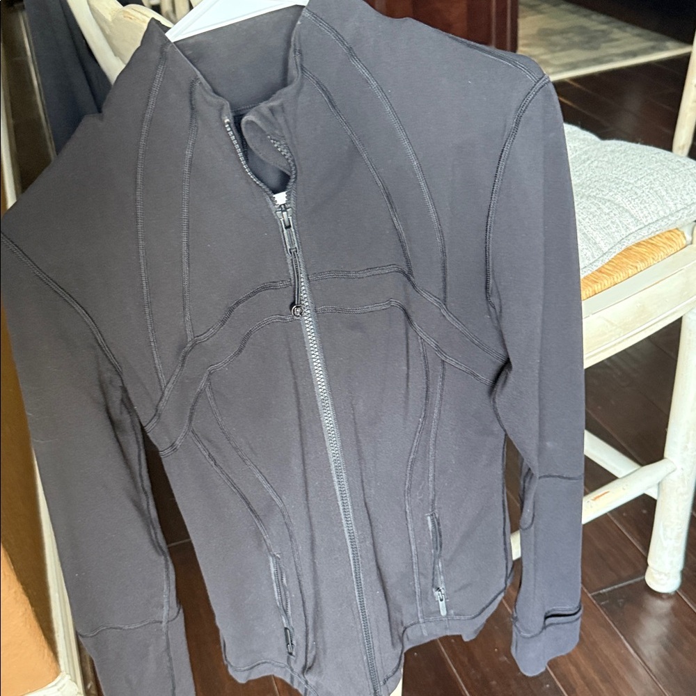 Lululemon Define Women's Black Jacket size 8 great condition! Too big for me
